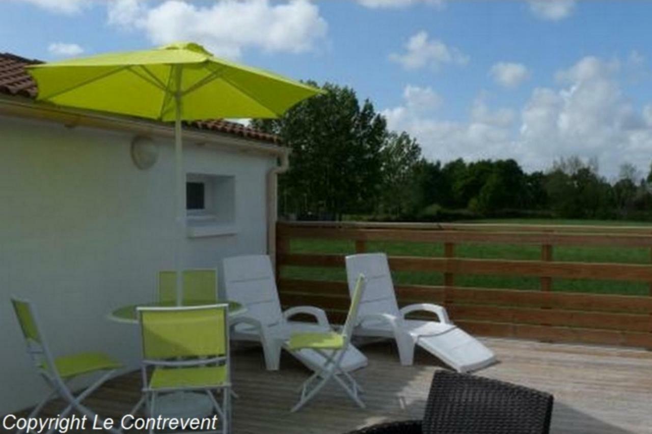 Le Contrevent Villa Saint-Julien-des-Landes Exterior photo